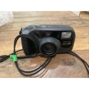 Pentax IQZoom 90-WR 35mm Point & Shoot Film Camera – Untested – No Remote W/case